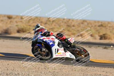 media/Nov-17-2024-CVMA (Sun) [[1fec520723]]/Race 12-Supersport Open/